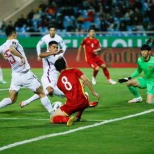 开云APP-【世预赛】7分钟丢2球 国足1比3越南彻底无缘世界杯