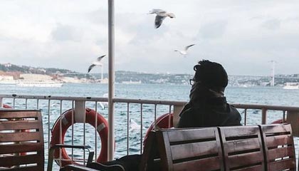 开云体育官网-阿德巴约续约暗示字母留队？湖人已为2021完成布局